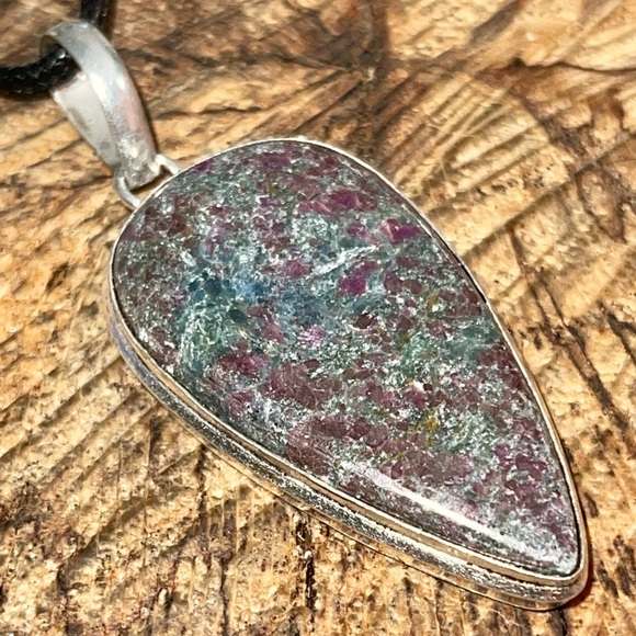 Ruby in Kyanite Pendant 2 1/4” - Picture 7 of 11